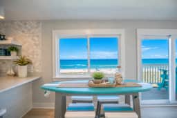 Sun drenched panoramic ocean views 3 king suites - Image 5
