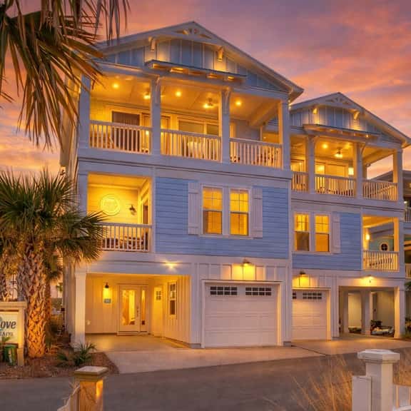 Sea Breeze Retreat · Mins walk to the beach - Image 1