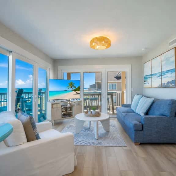 Sun drenched panoramic ocean views 3 king suites - Image 1