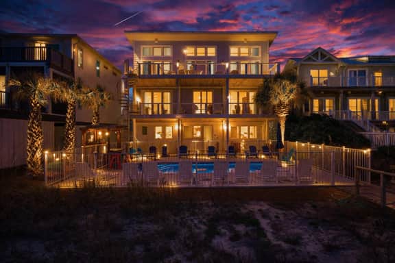 OceanFront - X5 Master bedrooms - Beach Front Pool & Tiki bar - Image 5